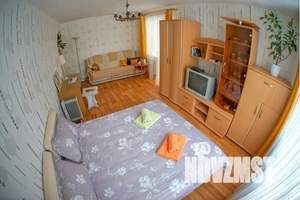 1-к квартира, посуточно, 35м2, 2/9 этаж