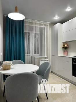 1-к квартира, посуточно, 42м2, 9/10 этаж