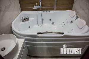 2-к квартира, посуточно, 65м2, 1/1 этаж