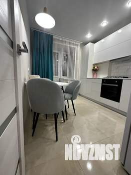 1-к квартира, посуточно, 42м2, 9/10 этаж