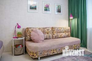 1-к квартира, посуточно, 42м2, 7/10 этаж