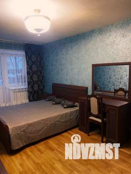 1-к квартира, посуточно, 52м2, 2/5 этаж