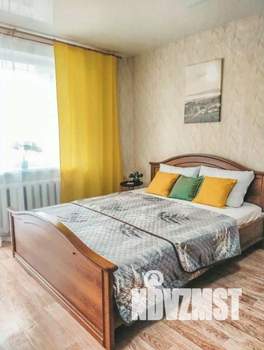 2-к квартира, посуточно, 58м2, 1/1 этаж