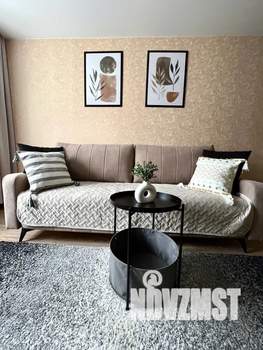 1-к квартира, посуточно, 42м2, 3/5 этаж