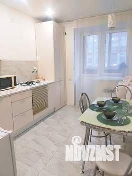1-к квартира, посуточно, 36м2, 2/9 этаж