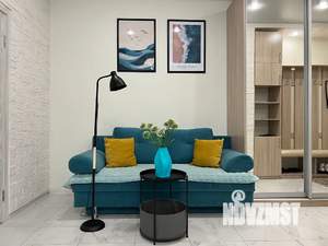 Студия квартира, посуточно, 55м2, 1/4 этаж