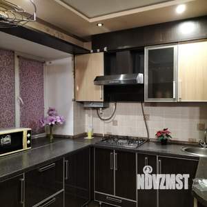 2-к квартира, посуточно, 42м2, 3/6 этаж