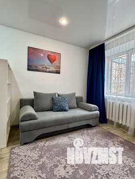 Студия квартира, посуточно, 38м2, 1/5 этаж