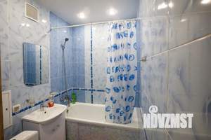 2-к квартира, посуточно, 42м2, 4/4 этаж