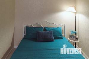 1-к квартира, посуточно, 42м2, 6/9 этаж