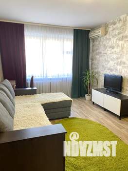 3-к квартира, посуточно, 60м2, 3/6 этаж