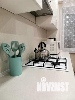 1-к квартира, посуточно, 38м2, 4/9 этаж