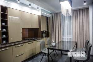 2-к квартира, посуточно, 65м2, 1/1 этаж