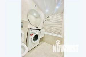 1-к квартира, посуточно, 40м2, 10/10 этаж