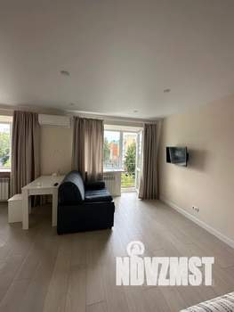 Студия квартира, посуточно, 30м2, 4/5 этаж