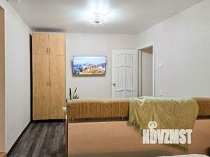 1-к квартира, посуточно, 60м2, 1/1 этаж