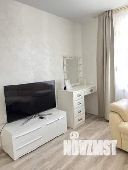 1-к квартира, посуточно, 38м2, 2/9 этаж