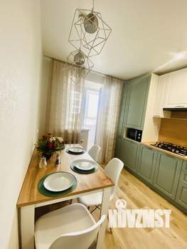 1-к квартира, посуточно, 40м2, 10/10 этаж