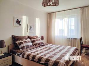 3-к квартира, посуточно, 86м2, 1/1 этаж