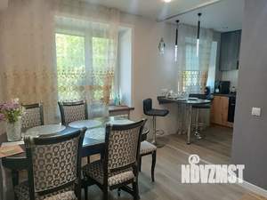 Студия квартира, посуточно, 35м2, 2/5 этаж