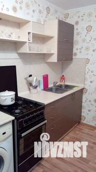 1-к квартира, посуточно, 38м2, 2/5 этаж