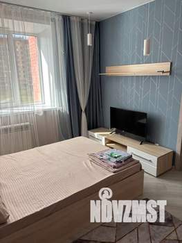 1-к квартира, посуточно, 38м2, 3/10 этаж