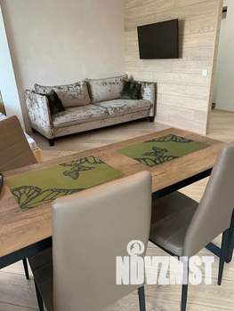 Студия квартира, посуточно, 43м2, 2/10 этаж