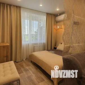 1-к квартира, посуточно, 50м2, 6/9 этаж