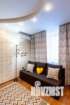 1-к квартира, посуточно, 39м2, 8/10 этаж