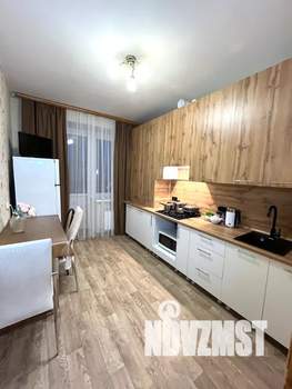 1-к квартира, посуточно, 40м2, 9/10 этаж