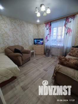 1-к квартира, посуточно, 42м2, 4/10 этаж