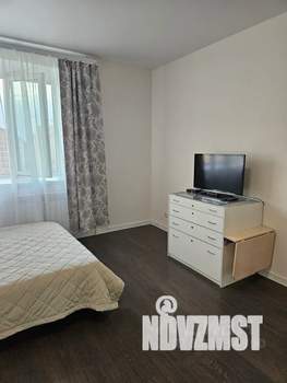 1-к квартира, посуточно, 39м2, 9/10 этаж