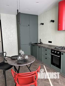 1-к квартира, посуточно, 43м2, 4/9 этаж