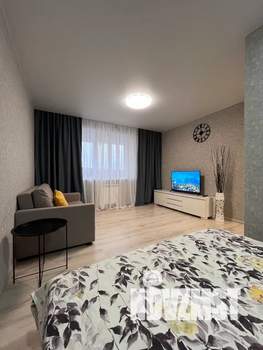 1-к квартира, посуточно, 40м2, 2/10 этаж