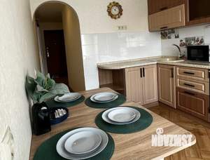 1-к квартира, посуточно, 43м2, 1/1 этаж