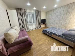 1-к квартира, посуточно, 40м2, 2/9 этаж