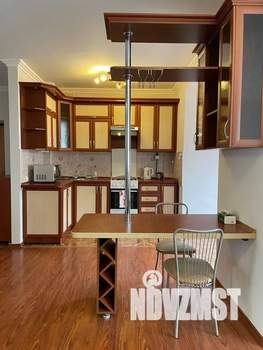 Студия квартира, посуточно, 49м2, 5/5 этаж