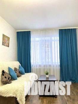 2-к квартира, посуточно, 50м2, 1/1 этаж