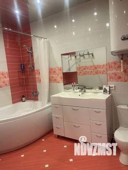 1-к квартира, посуточно, 63м2, 4/4 этаж