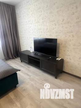 1-к квартира, посуточно, 40м2, 1/9 этаж