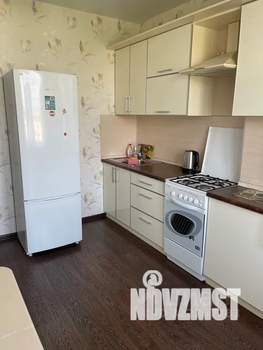 1-к квартира, посуточно, 39м2, 6/10 этаж