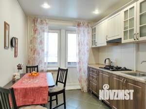 3-к квартира, посуточно, 71м2, 1/1 этаж