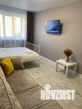 1-к квартира, посуточно, 40м2, 6/9 этаж