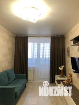 1-к квартира, посуточно, 40м2, 8/9 этаж