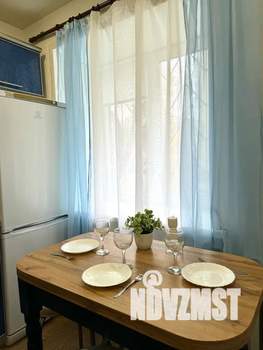 2-к квартира, посуточно, 45м2, 1/5 этаж