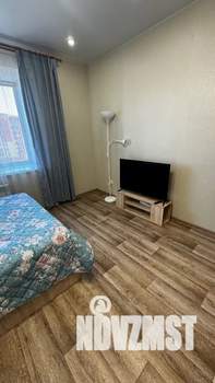 1-к квартира, посуточно, 42м2, 7/9 этаж