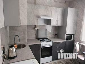 1-к квартира, посуточно, 40м2, 2/4 этаж