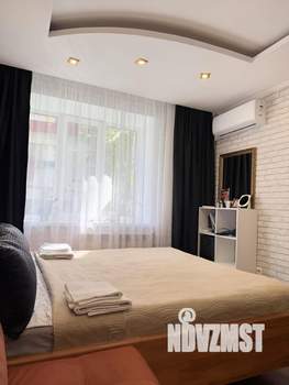 1-к квартира, посуточно, 37м2, 1/5 этаж