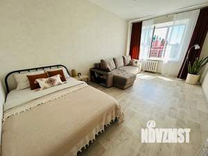 1-к квартира, посуточно, 39м2, 5/5 этаж