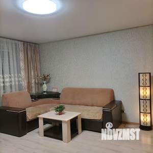 1-к квартира, посуточно, 40м2, 4/4 этаж